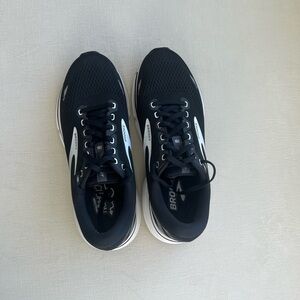 Brooks Women’s Ghost 15 Running Shoes, Black and White